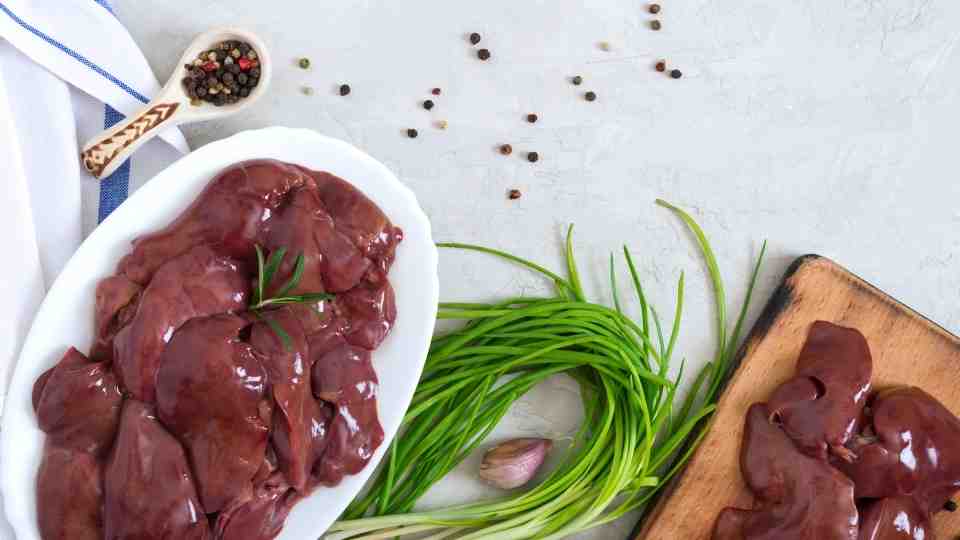 Bife de figado frito muito fácil de fazer 